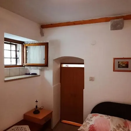 Apartment Lucija *