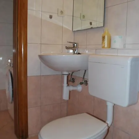 Lucija Cres