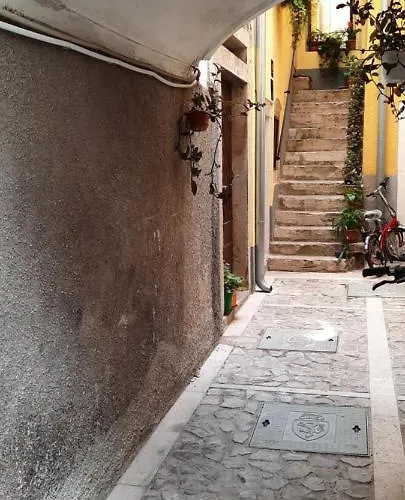 Lucija Cres