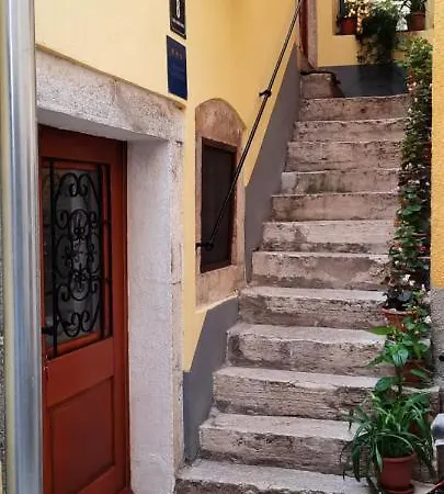 Lucija *